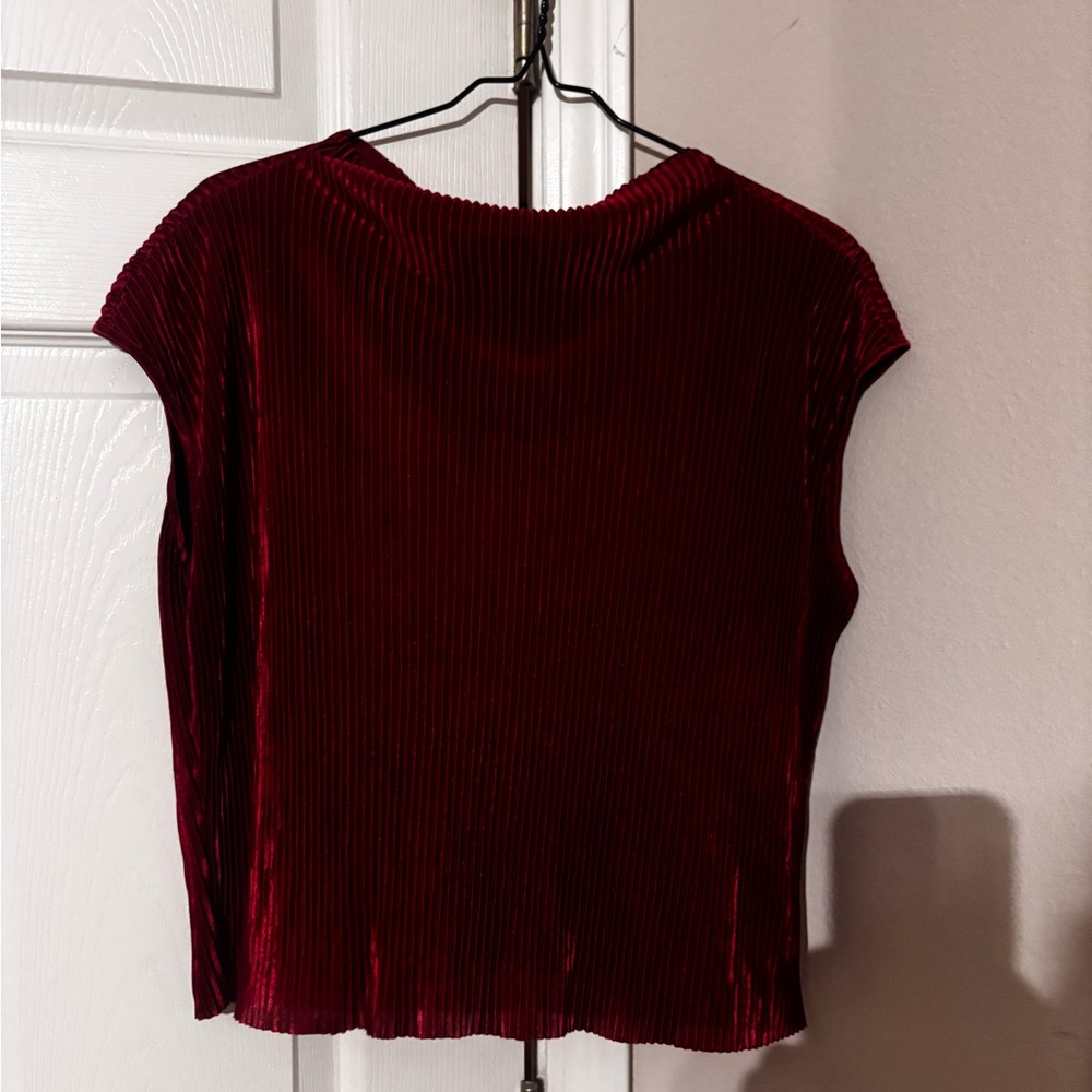 SHEIN Burgundy Pleated Cap-Sleeve Velvet Top